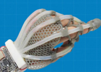 Senzor istezanja robotu budi ljudske osjećaje