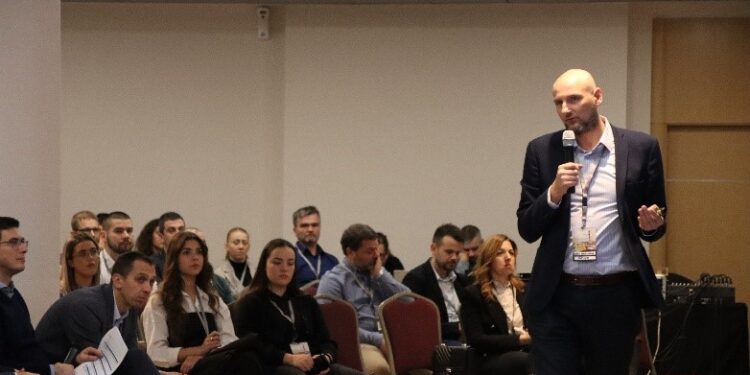 Kadrispahić: Ne kopiraj Toyotu, rješavaj svoj problem!